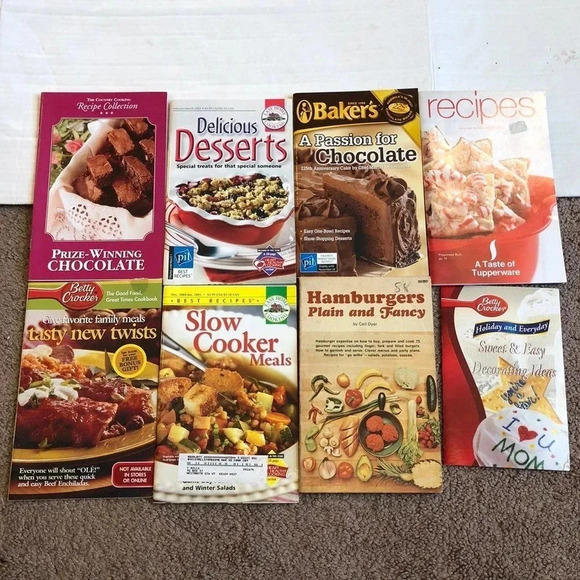 8 pieces lot of Cookbooks - Picture 1 of 3